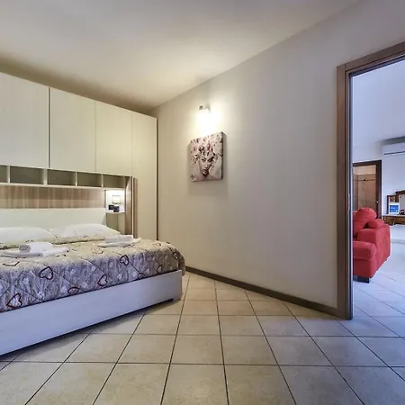 La Casa Di Cinzia Central リエルナ